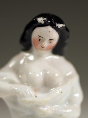 Erotic_Porcelain_Miniature_Flee_6
