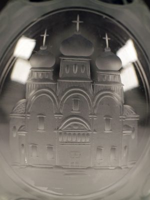 Russian_Imperial_Glassworks_Cathedral_Egg_1